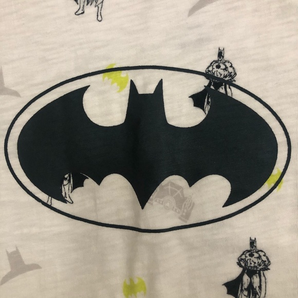New Kids Gap DC Batman tee 4T - Picture 3 of 3